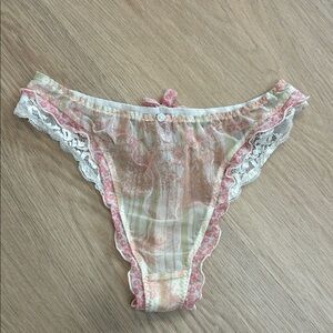 Aubade Paris Sheer Thong Panty M